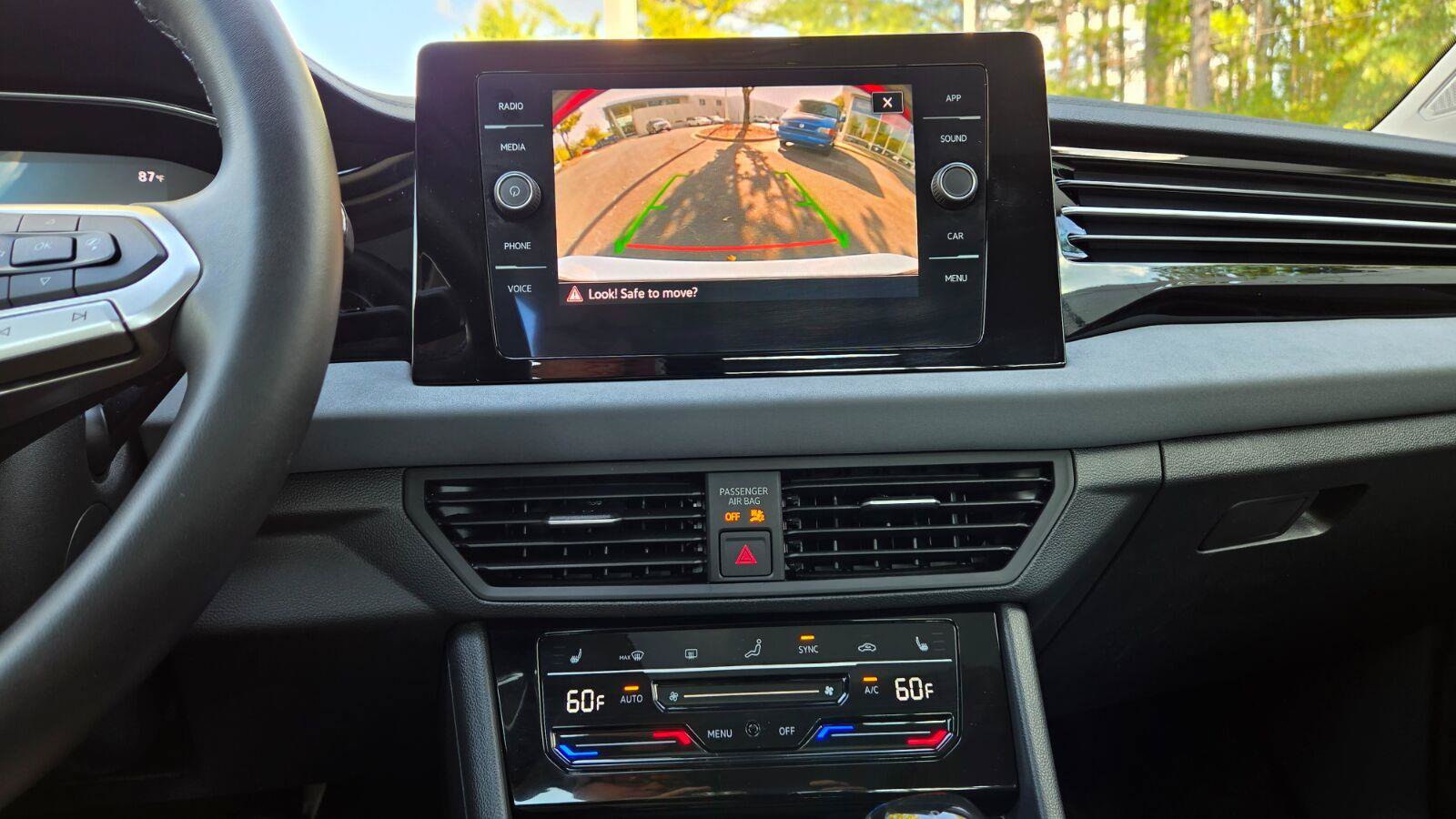 Certified 2026 Volkswagen Jetta SE FWD image 30