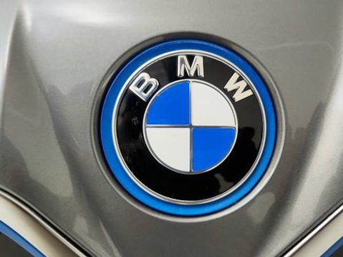 Used 2023 BMW i4 eDrive35 RWD image 31