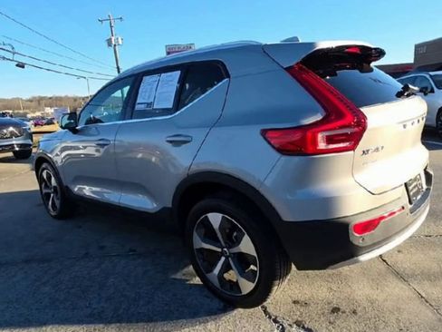 Certified 2023 Volvo XC40 B5 Plus w/ Driver Assist Package image 2