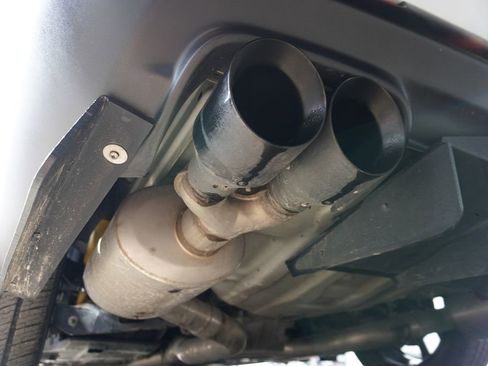 Used 2021 Dodge Challenger R/T w/ Blacktop Package image 34