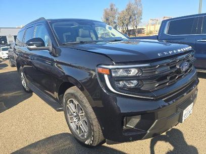 Used 2025 Ford Expedition Active