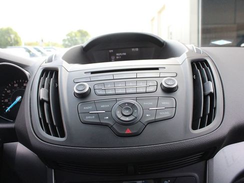 Used 2018 Ford Escape SE FWD image 15