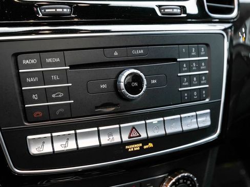 Used 2019 Mercedes-Benz GLE 43 AMG 4MATIC Coupe w/ Premium 3 Package image 33