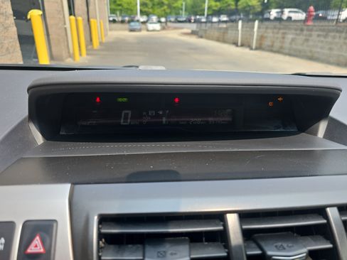 Used 2013 Toyota Prius V Two FWD image 18