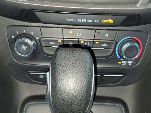 Used 2019 Ford Transit Connect XL FWD image 17