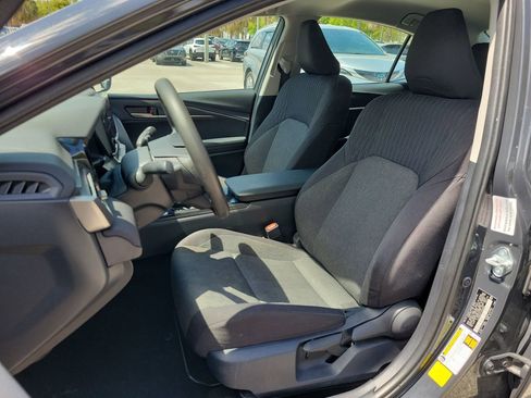 Used 2025 Toyota Camry LE image 17