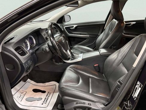Used 2013 Volvo S60 T5 FWD image 15