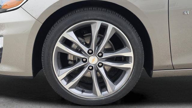 Used 2025 Chevrolet Malibu LT FWD image 43