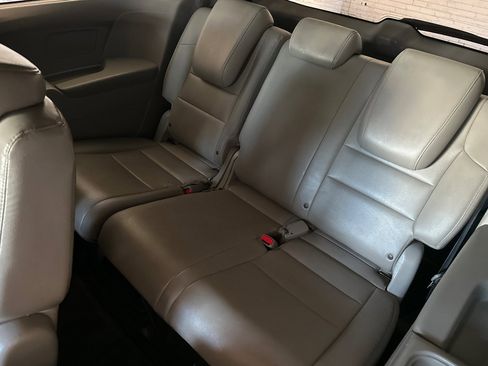 Used 2016 Honda Odyssey EX-L image 16