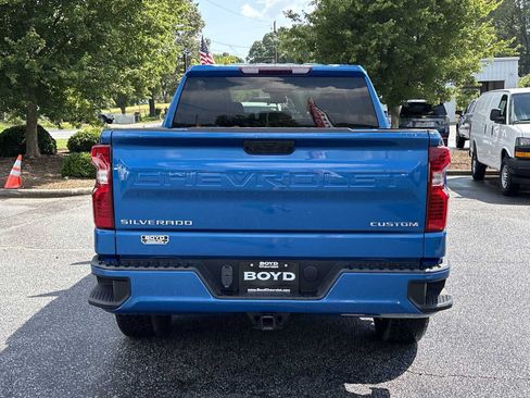 Used 2022 Chevrolet Silverado 1500 Custom AWD/4WD image 7