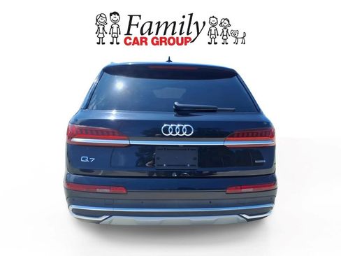 Used 2023 Audi Q7 2.0T Premium w/ Convenience Package AWD/4WD image 3