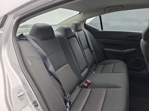 Used 2024 Nissan Altima 2.5 SV image 40