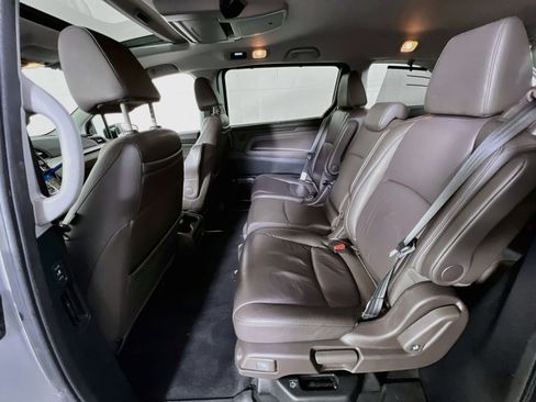 Used 2018 Honda Odyssey Elite image 25