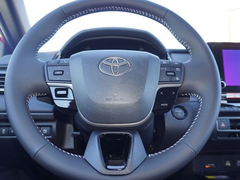 New 2026 Toyota Camry Hybrid image 17