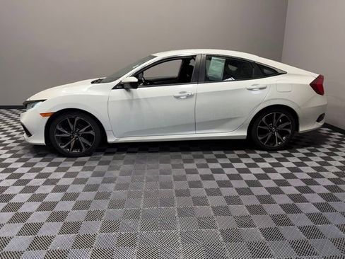Used 2019 Honda Civic Sport image 6