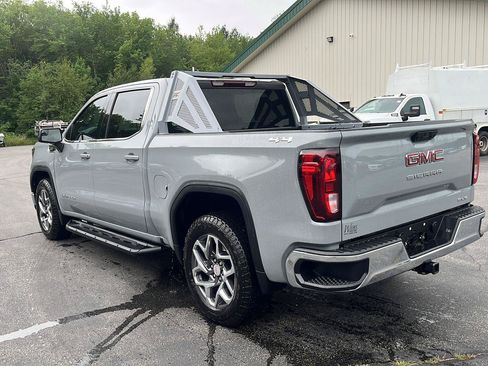 Used 2024 GMC Sierra 1500 SLE AWD/4WD image 3