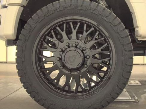 Used 2024 Ford F450 Limited w/ FX4 Off-Road Package image 12