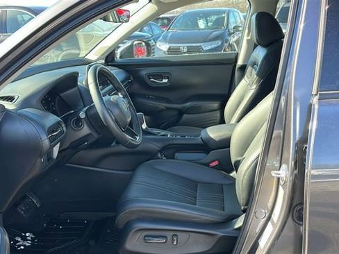 Used 2025 Honda HR-V EX-L image 9