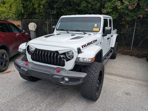 Used 2023 Jeep Gladiator Rubicon w/ Trailer Tow Package AWD/4WD image 2