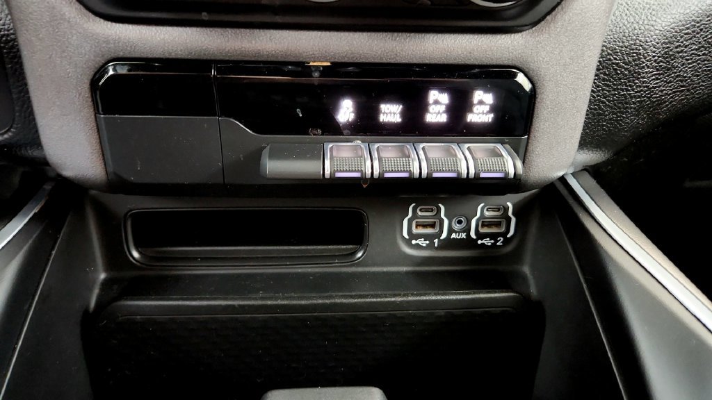 Used 2021 RAM 1500 Big Horn AWD/4WD image 36