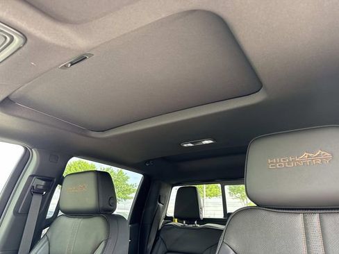 New 2026 Chevrolet Silverado 1500 High Country w/ Technology Package AWD/4WD image 19