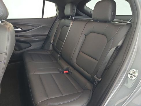 Used 2025 Buick Envista Sport Touring FWD image 29
