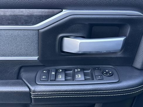 Used 2022 RAM 2500 Big Horn w/ Level A Equipment Group image 17