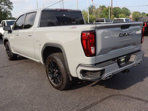 Used 2024 GMC Sierra 1500 Elevation AWD/4WD image 3