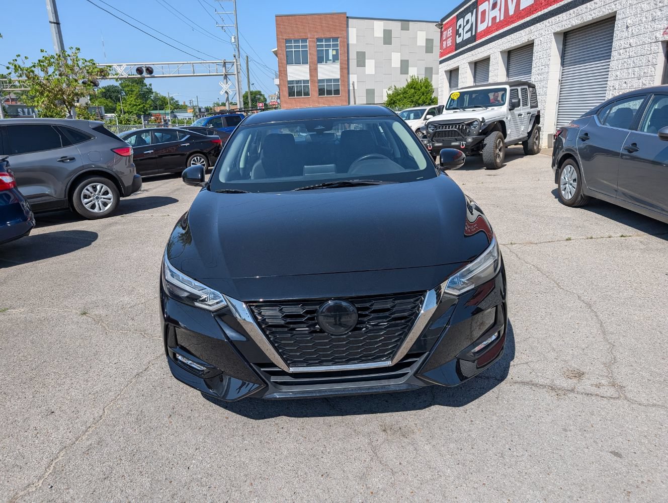 Used 2021 Nissan Sentra SR FWD image 4