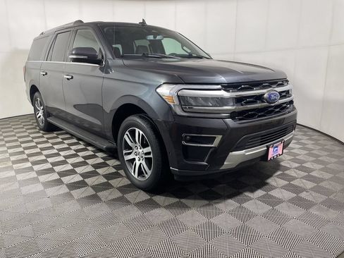 Used 2024 Ford Expedition Max Limited AWD/4WD image 2