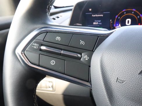 Used 2026 Chevrolet Traverse LT AWD/4WD image 29