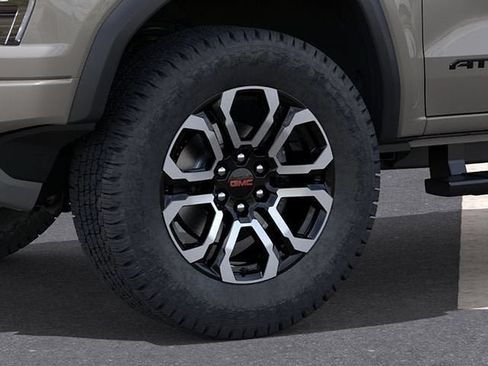 New 2026 GMC Canyon AT4 w/ Technology Plus Package AWD/4WD image 9