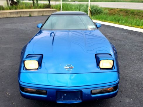 Used 1993 Chevrolet Corvette Coupe image 6