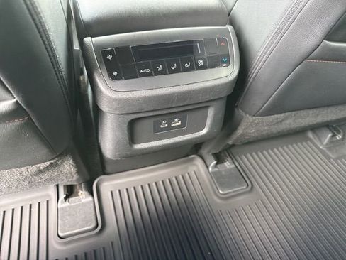 Used 2023 Nissan Pathfinder Rock Creek AWD/4WD image 16