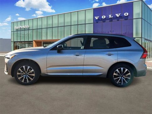 New 2025 Volvo XC60 B5 Core w/ Protection Package Premier image 22
