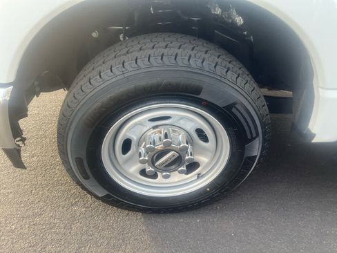 Used 2023 Ford F250 XL w/ XL Driver Assist Package image 6