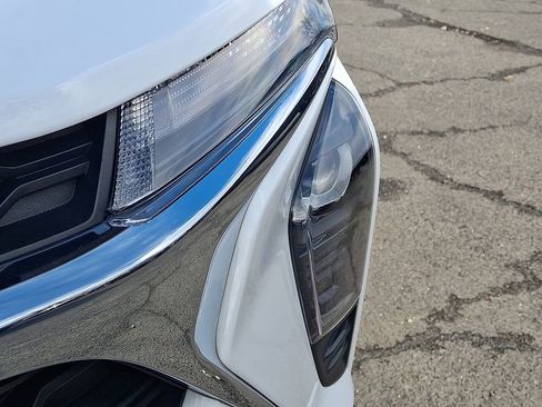 Used 2024 Chevrolet Trax LS w/ LS Convenience Package image 36