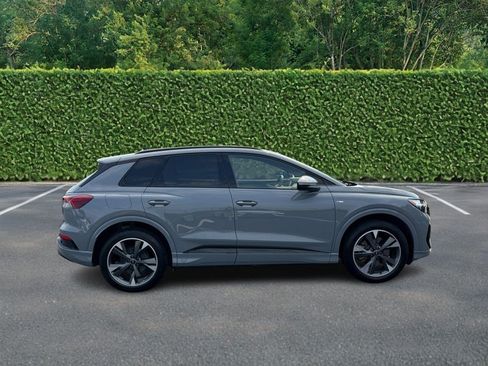 Used 2023 Audi Q4 e-tron Premium Plus w/ Premium Plus AWD/4WD image 2