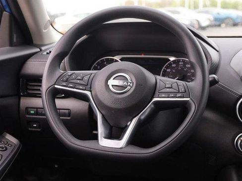 Used 2024 Nissan Sentra SV image 24