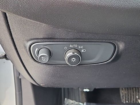 Used 2018 Chevrolet Equinox LS w/ LPO, Cargo Package image 17