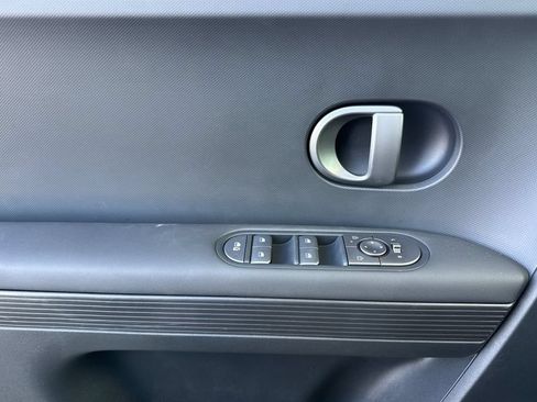 New 2026 Hyundai Ioniq 5 SEL RWD image 11