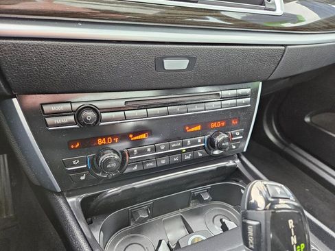 Used 2016 BMW 550i Gran Turismo xDrive w/ M Sport image 22