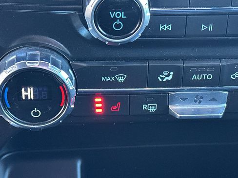 Used 2021 Ford F150 XLT w/ Equipment Group 302A High image 26