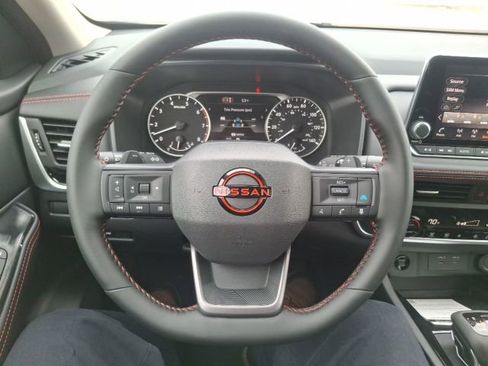 New 2026 Nissan Rogue SV AWD/4WD image 13