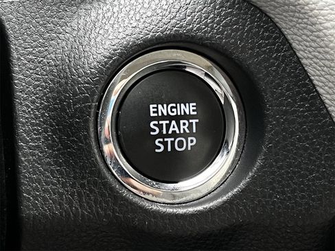 Used 2023 Toyota RAV4 XLE Premium image 19