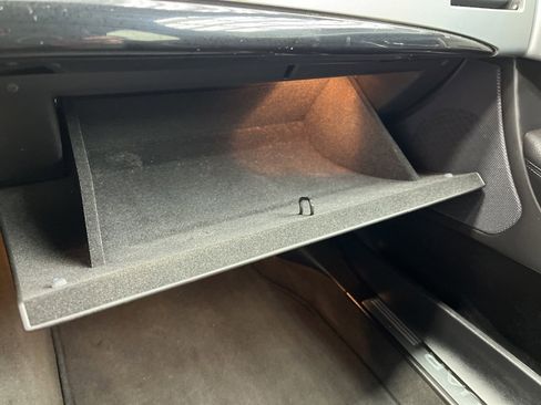 Used 2015 Jaguar XF Sport image 26