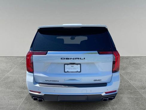 Used 2026 GMC Yukon Denali w/ Denali Reserve Package AWD/4WD image 4