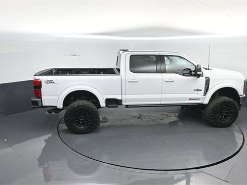 New 2026 Ford F250 Lariat w/ Lariat Ultimate Package image 25