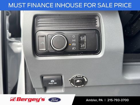 New 2024 Ford F450 XL image 9