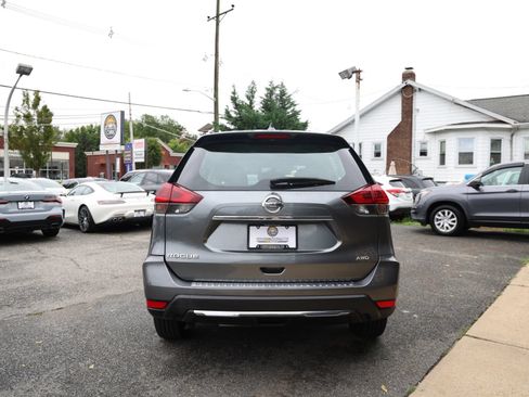 Used 2018 Nissan Rogue S AWD/4WD image 8